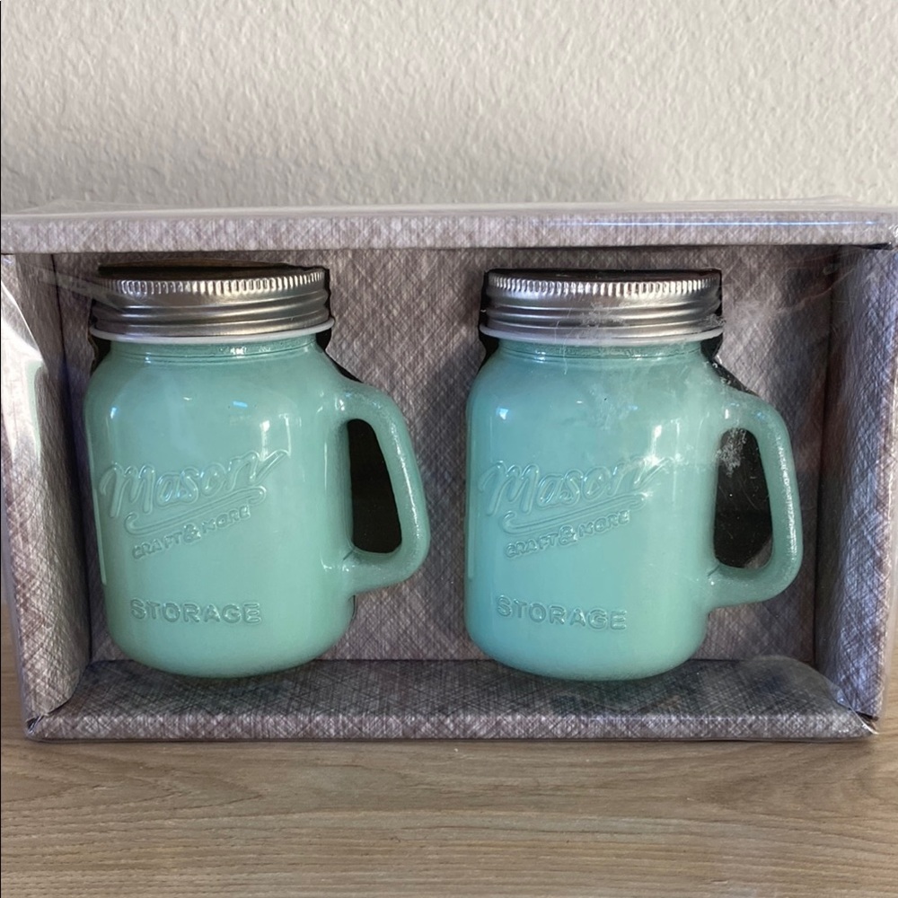 Mason Jar Storage Salt & Pepper Shakers With Lids And Handles